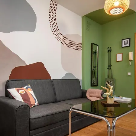 Door Apartment Split