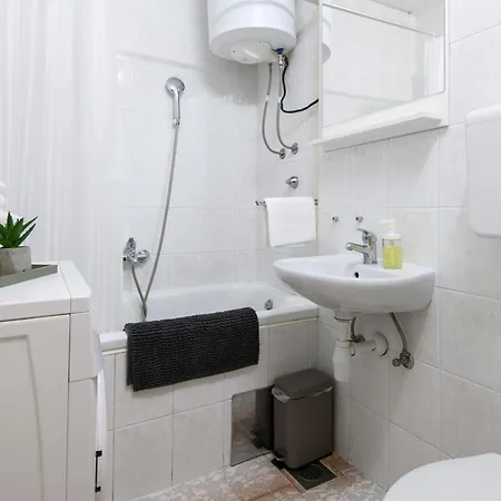 Door Apartament *